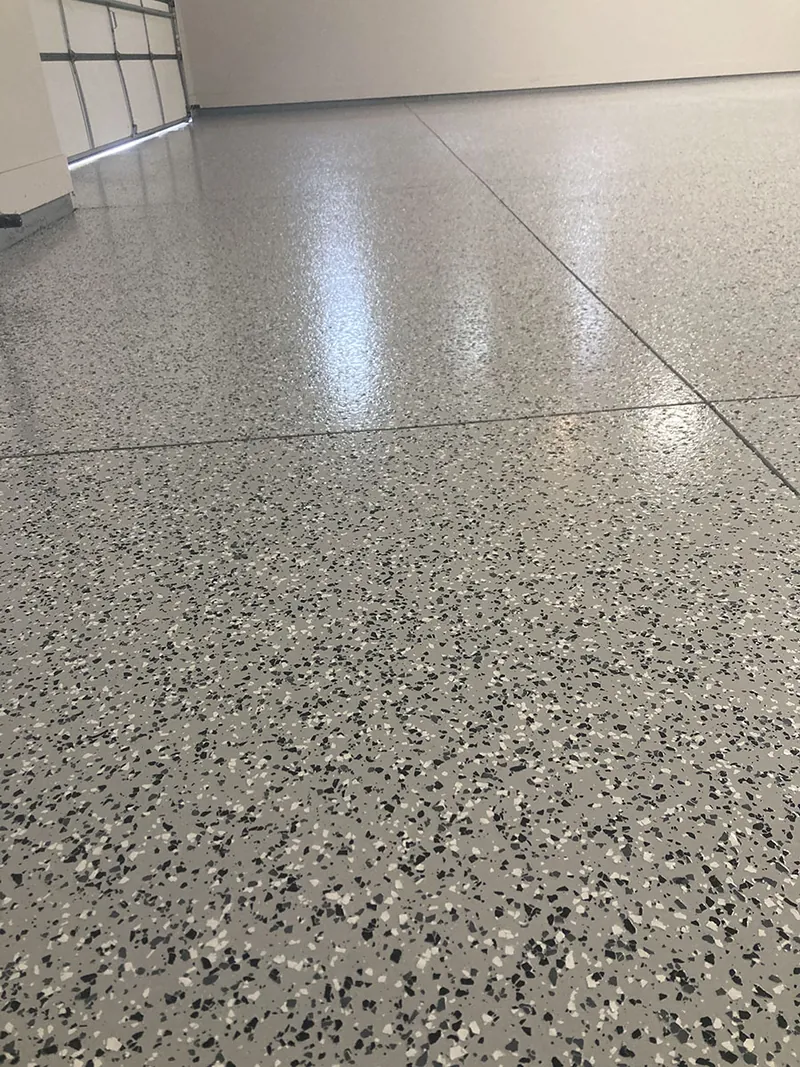 Light flake epoxy garage floor